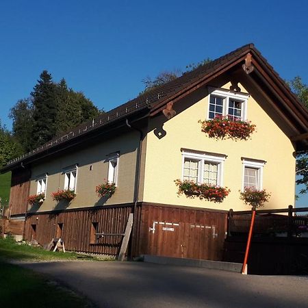 Gasthaus Fuchsacker Degersheim Bagian luar foto