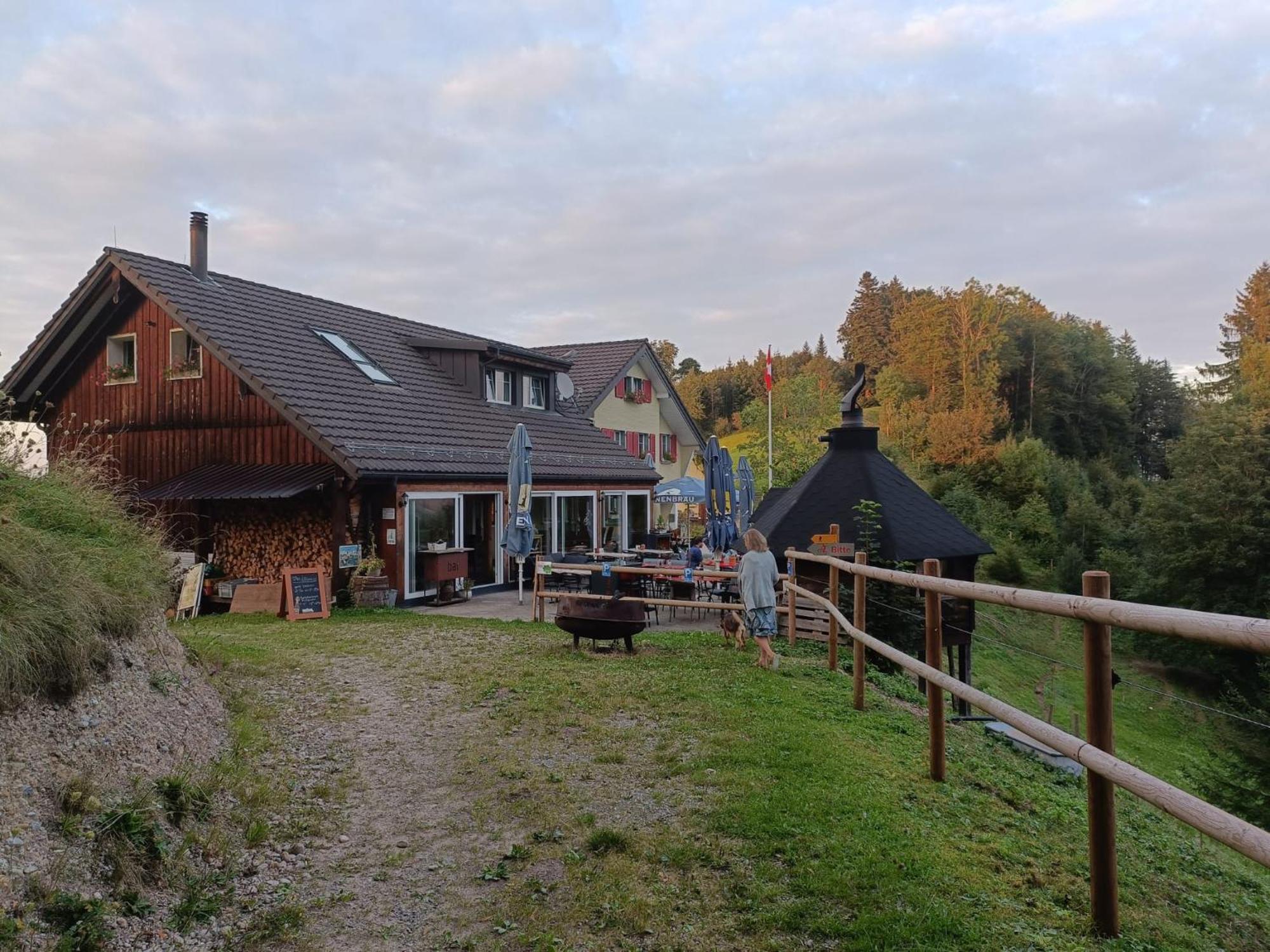Gasthaus Fuchsacker Degersheim Bagian luar foto