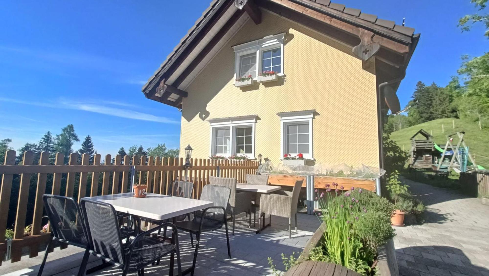 Gasthaus Fuchsacker Degersheim Bagian luar foto